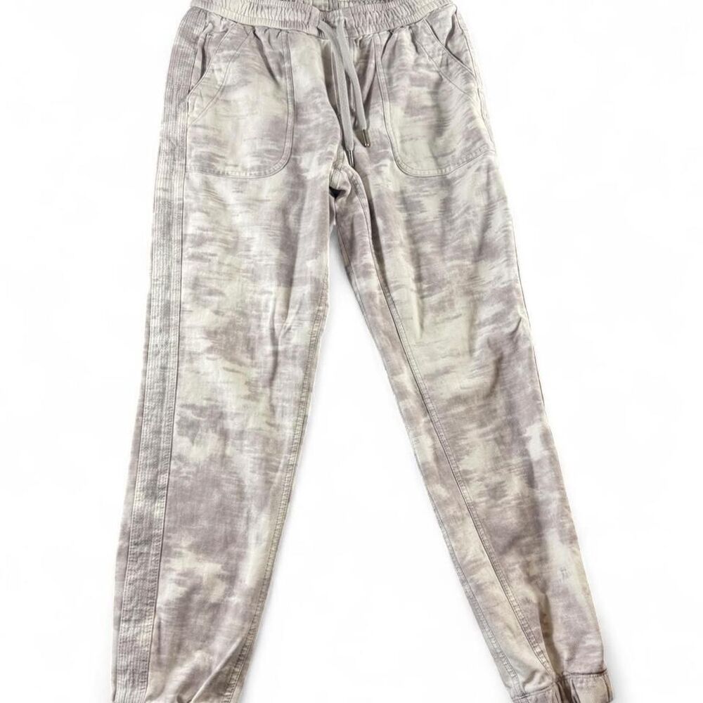 Athleta Women's Grey and Cream Joggers-tracksuits
